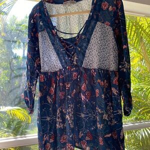EUC boho style half sleeve floral print size XL